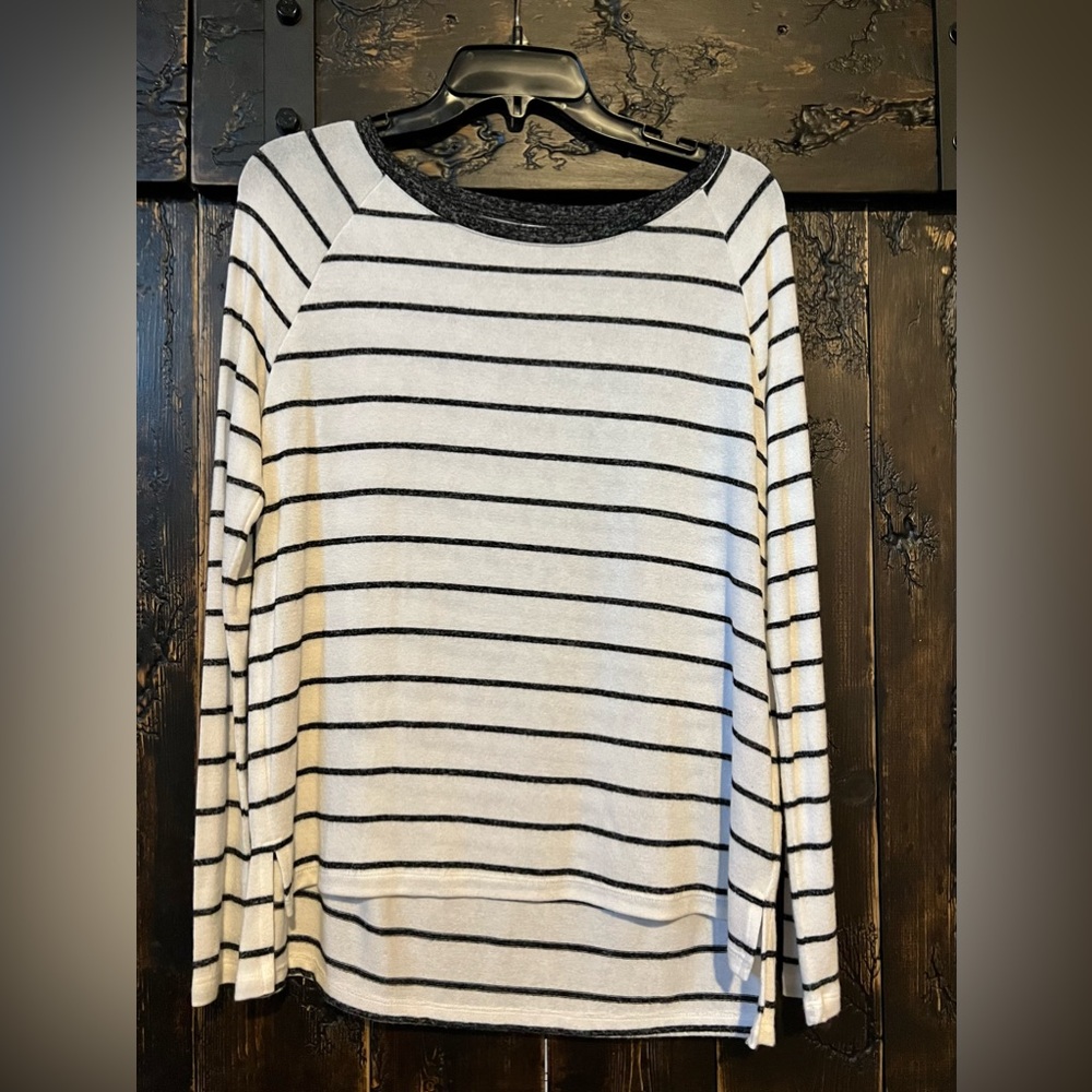 Old Navy Long Sleeve Luxe Top